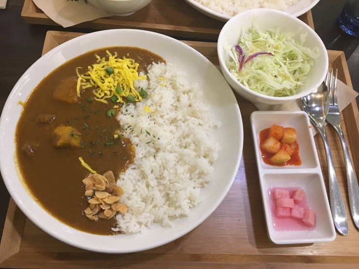 사흘카레 이미지