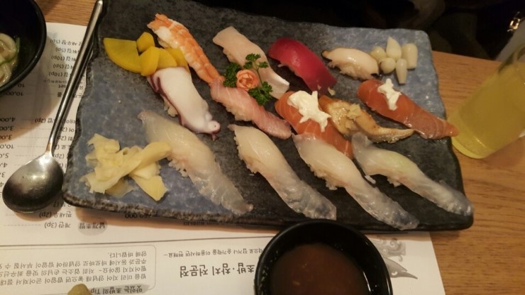 황금손가락 이미지