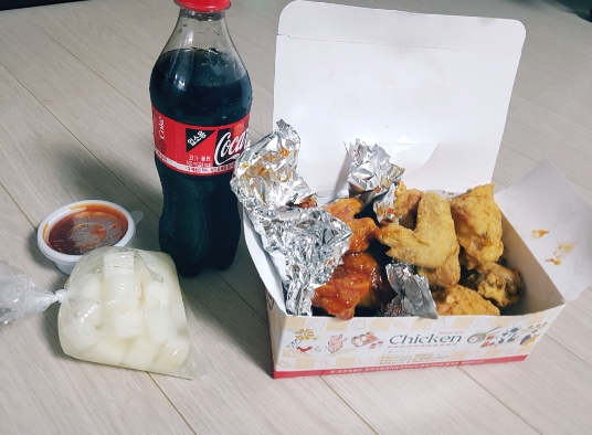하몬스치킨 이미지