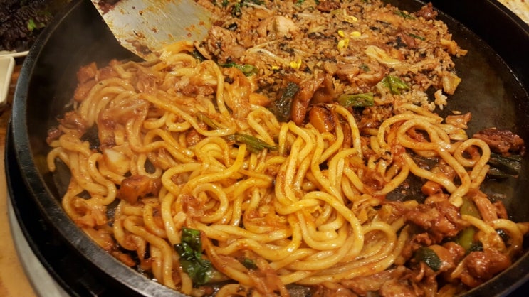 명동일번지닭갈비 이미지