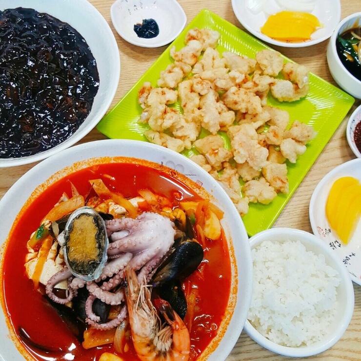 해물짬뽕탕수육 이미지