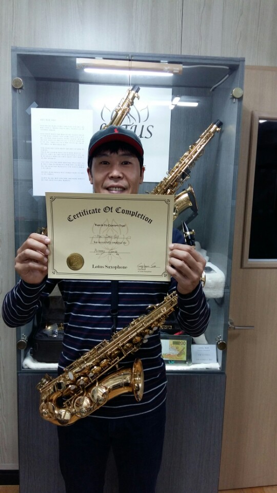 로터스색소폰 이미지