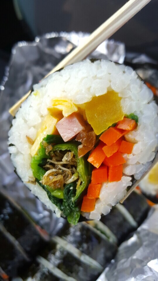 둥지김밥 이미지