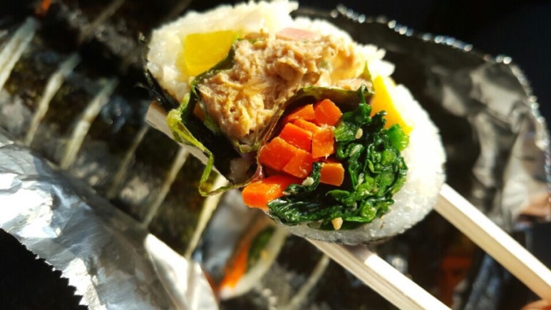 둥지김밥 이미지