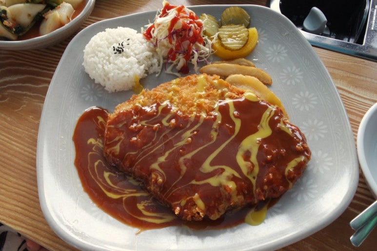 산책손칼국수돈가스 이미지