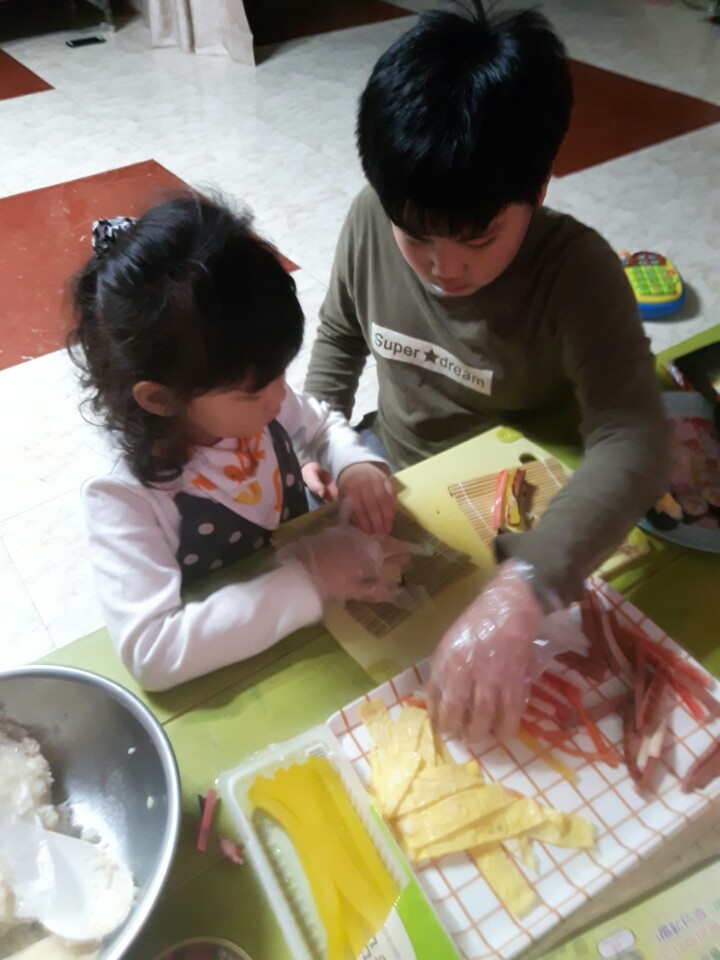 아씨꼬마김밥 이미지