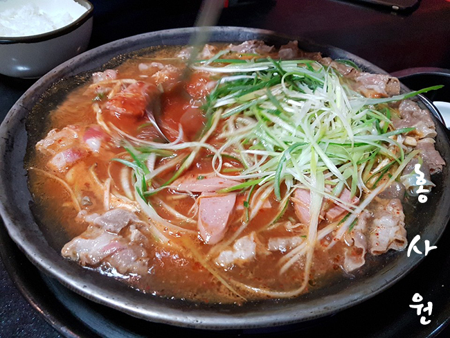 신의주부대찌개 이미지