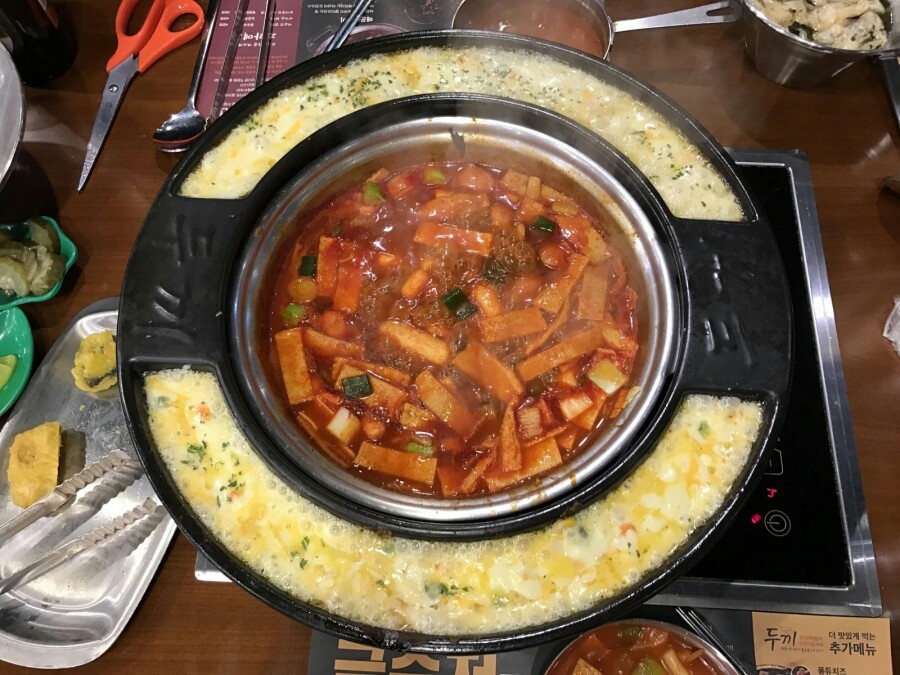 두끼위례 이미지