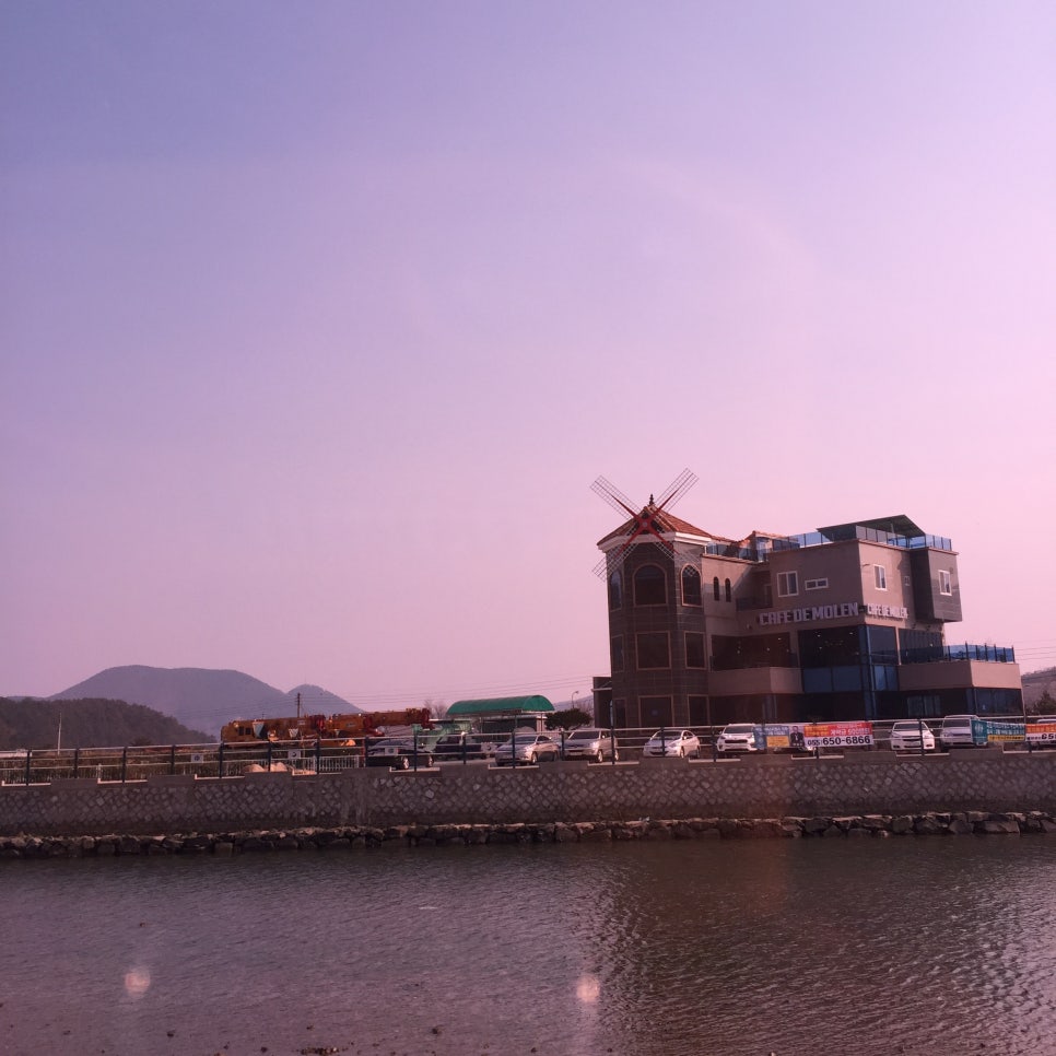 카페드몰른 이미지