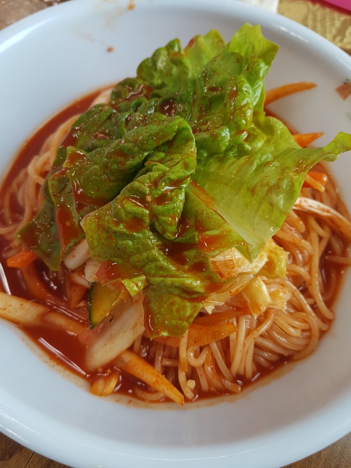 망향비빔국수 이미지