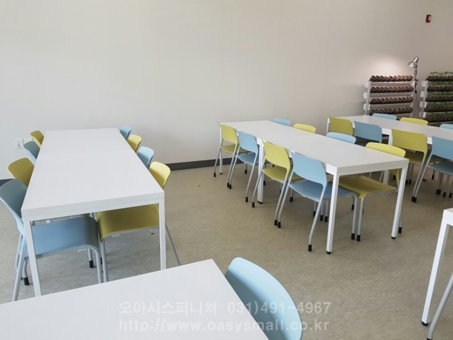 타크라구내식당 이미지