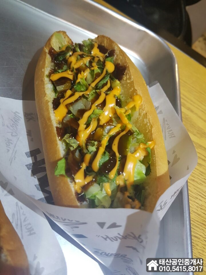 헌치스핫도그 이미지