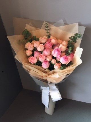 라플로라제이 이미지