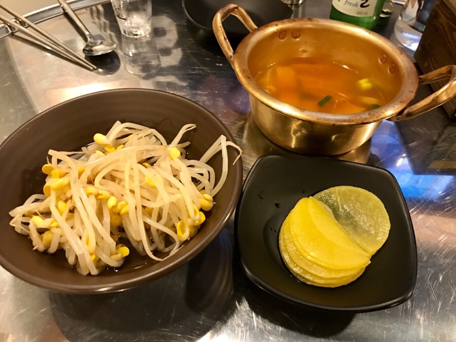 영웅닭발 이미지