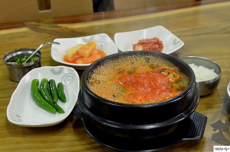 완산골콩나물라면 이미지
