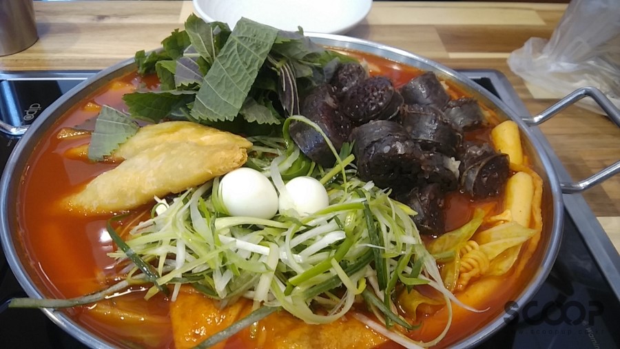 청년다방명품떡볶이통큰커피 이미지