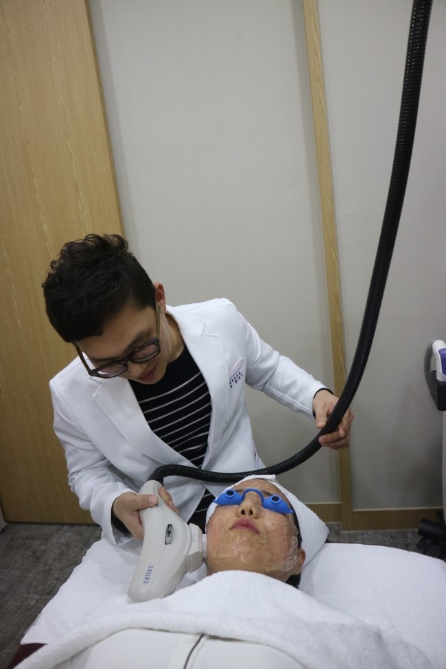 퀸에스테틱 이미지