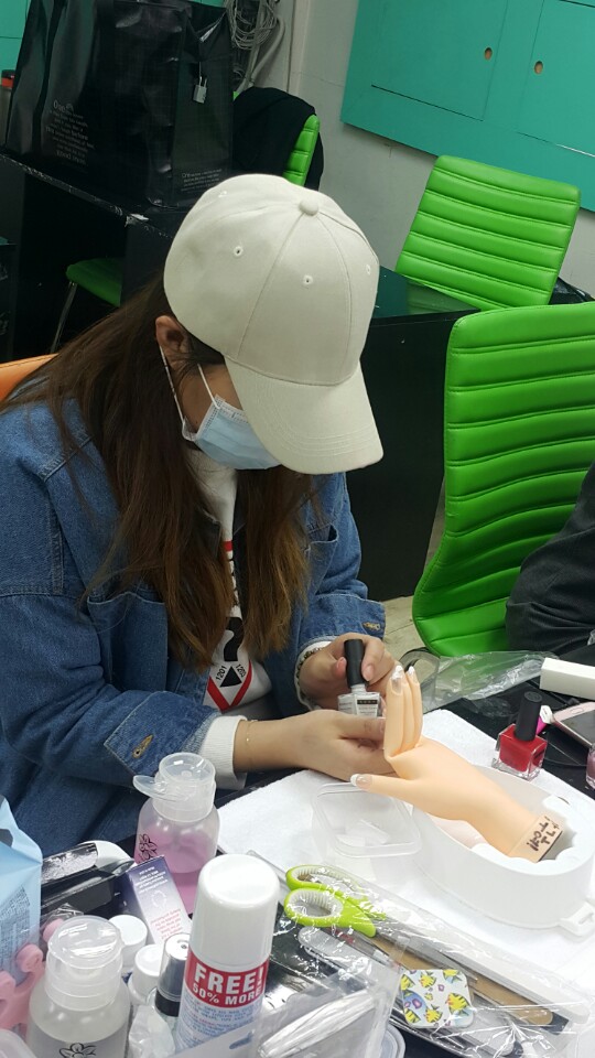 이조네일 이미지