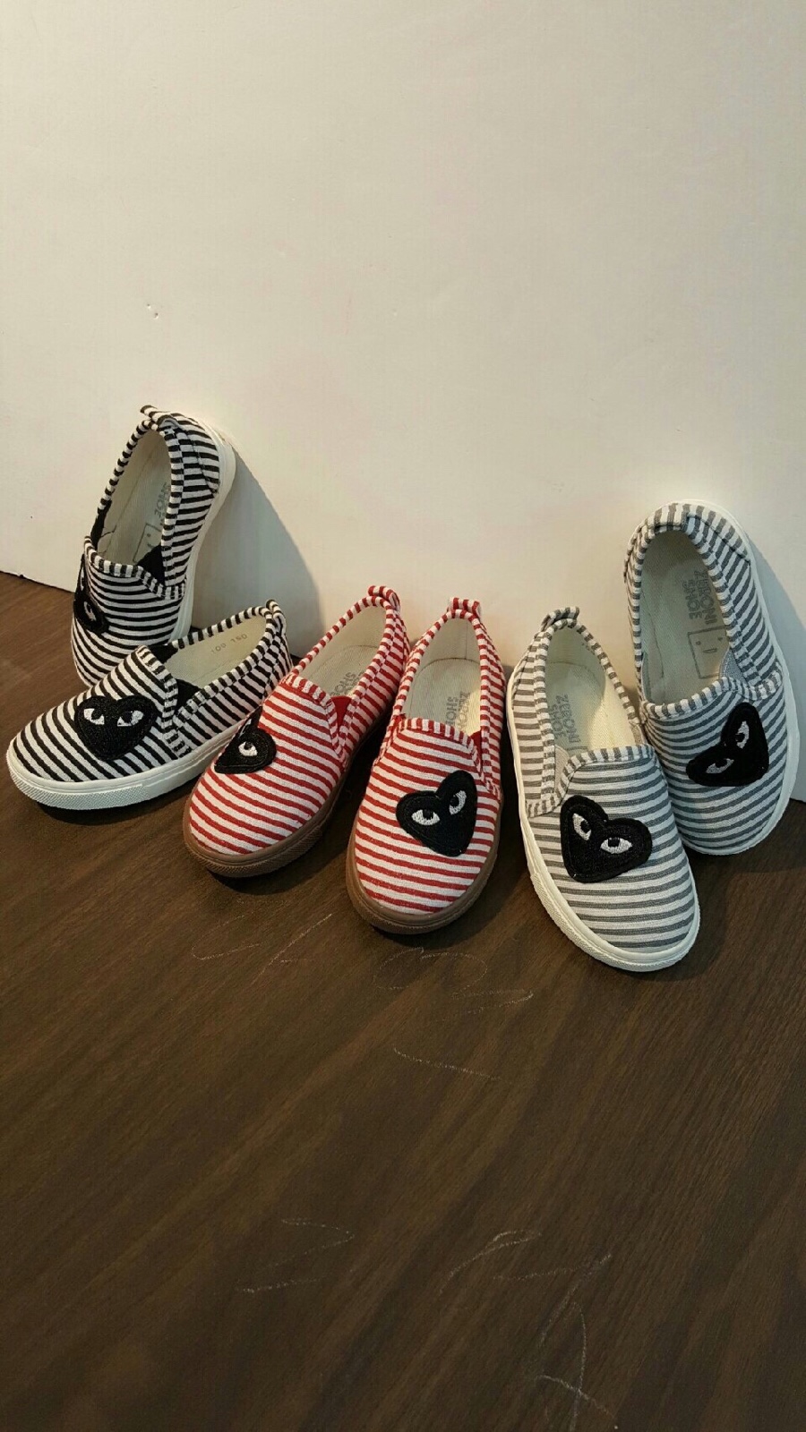 빼꼼슈즈 이미지