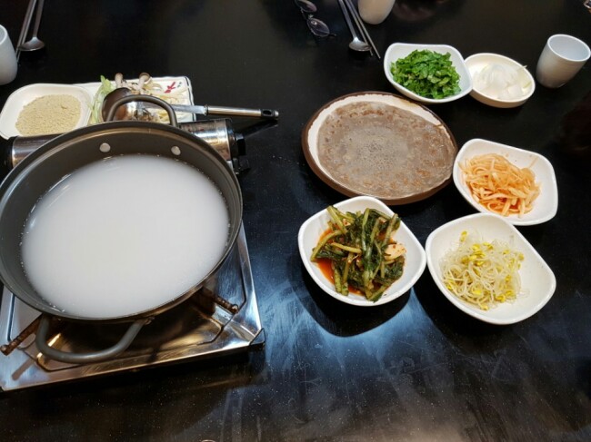 여주강변막국수 이미지