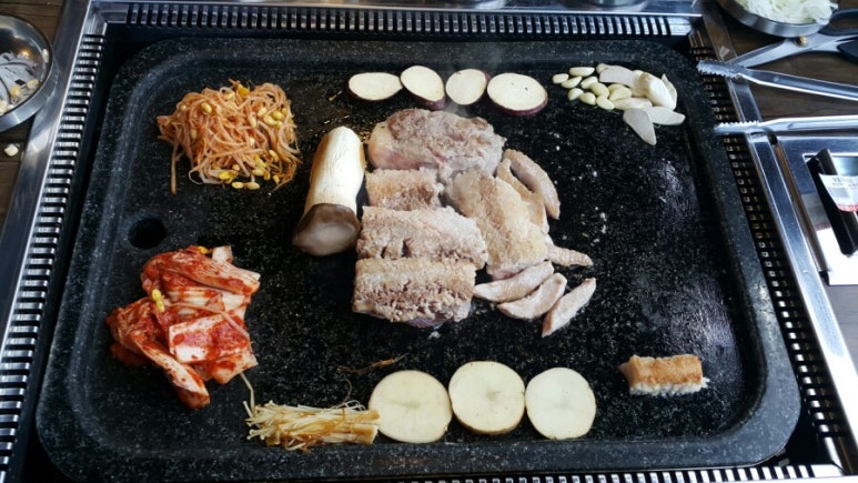 석꾼 이미지