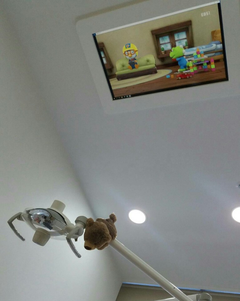 훈키즈치과 이미지