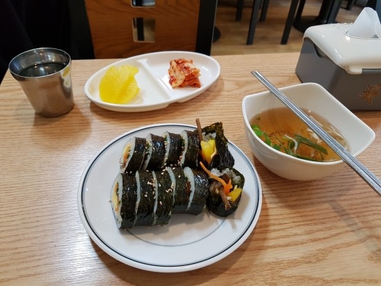 으랏차분식 이미지