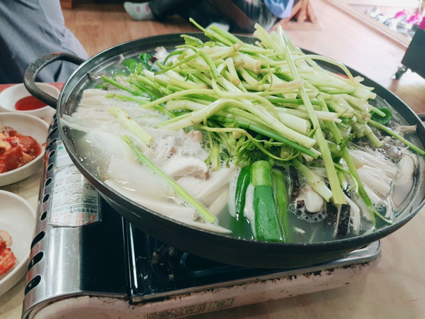 함지박칼국수 이미지