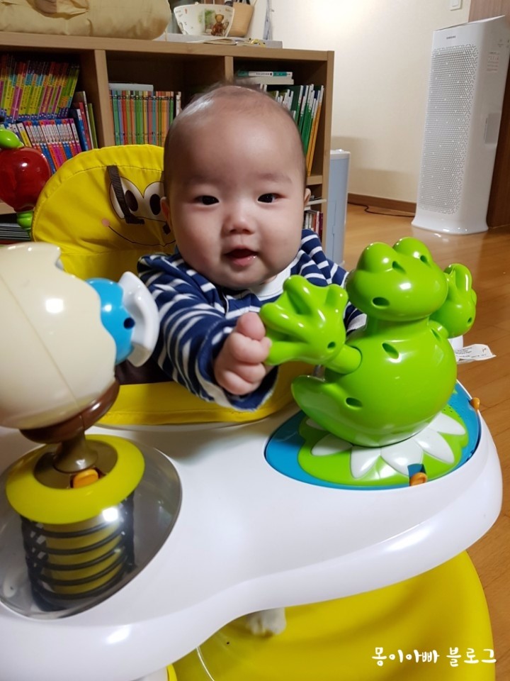 동큐치킨 이미지