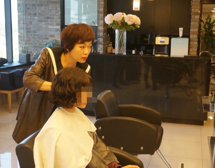 박승철헤어스투디오뉴코아백화점 이미지