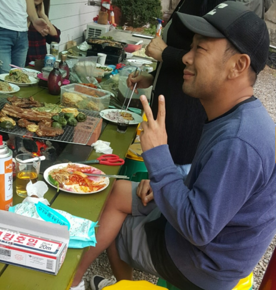깔끄막희컨집 이미지