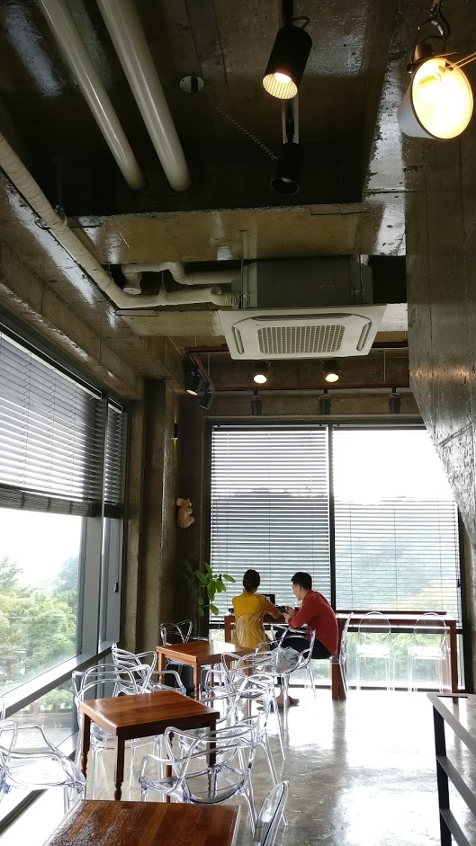 오버더윈도우 이미지