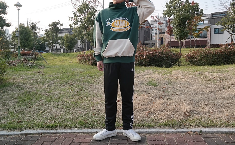 앳모멘트 이미지