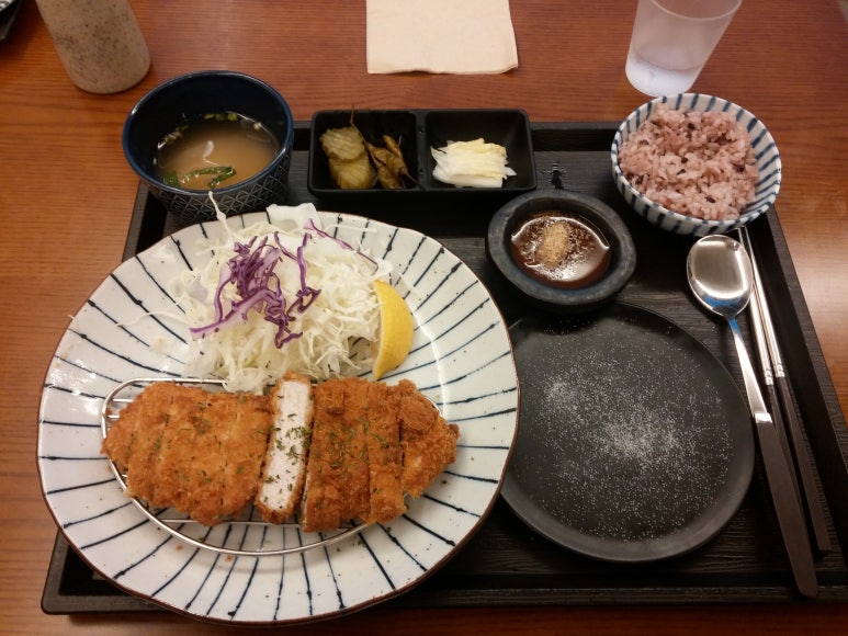 돈카츠방 이미지