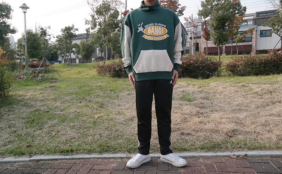 앳모멘트 이미지
