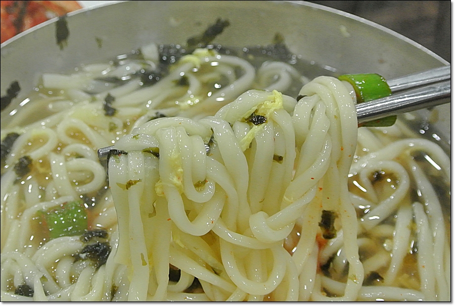 충무칼국수 이미지