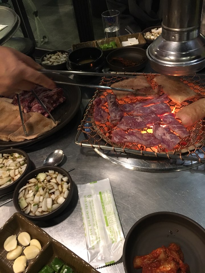 돈구이불붙었네 이미지