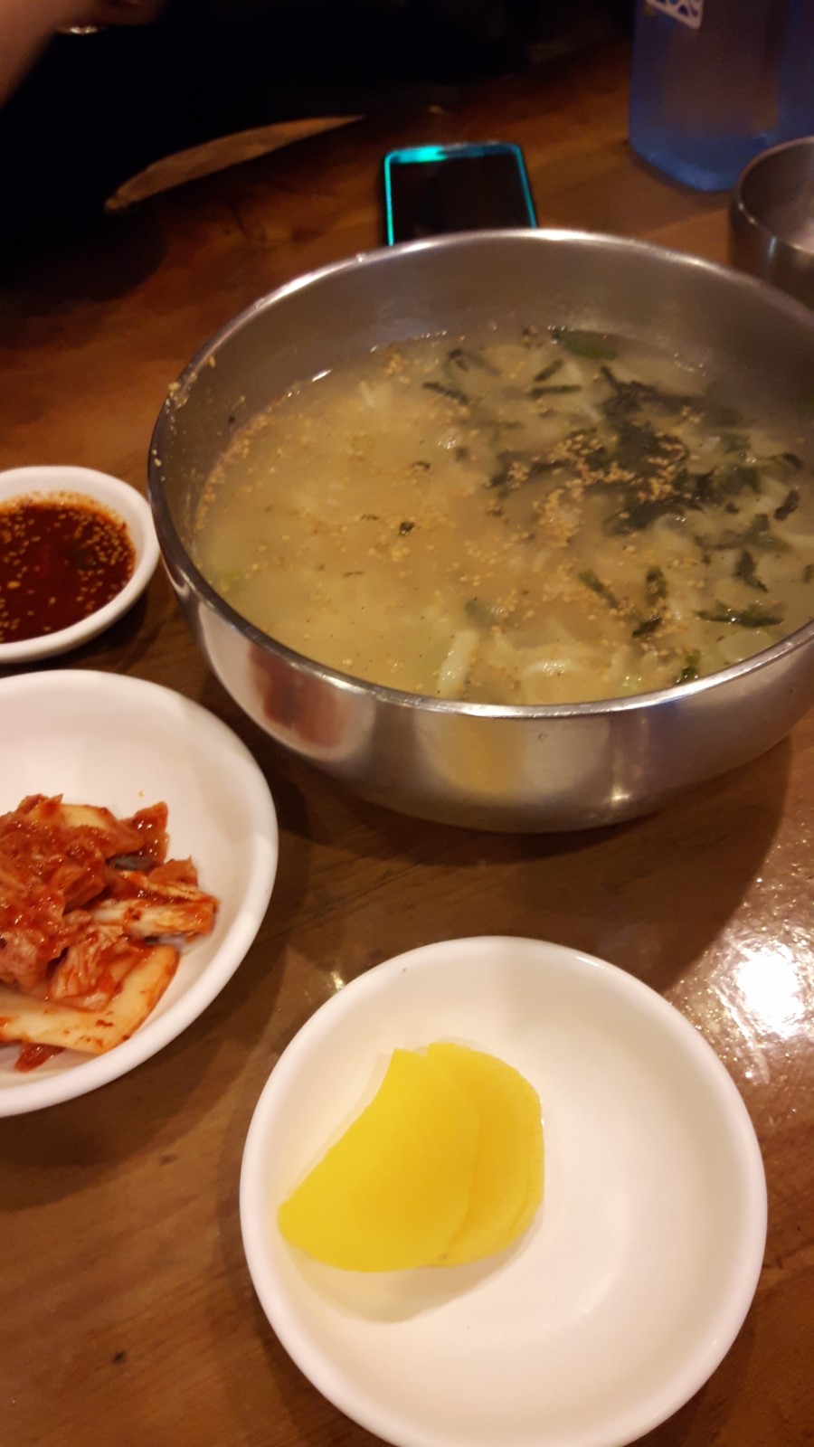 조선칼국수 이미지