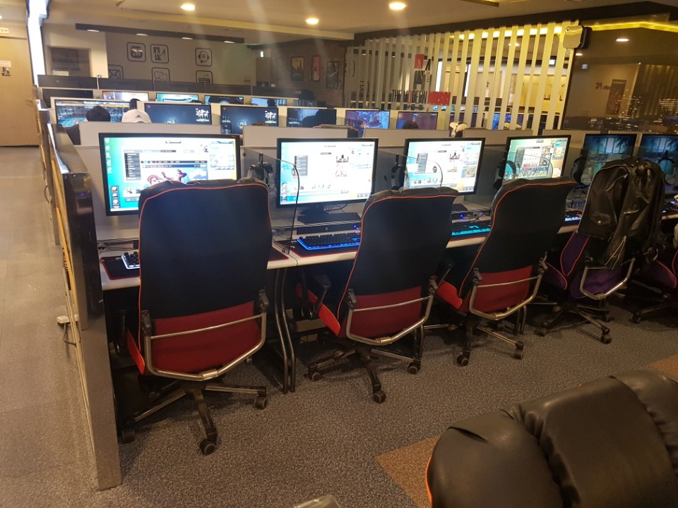 아지트PC방 이미지