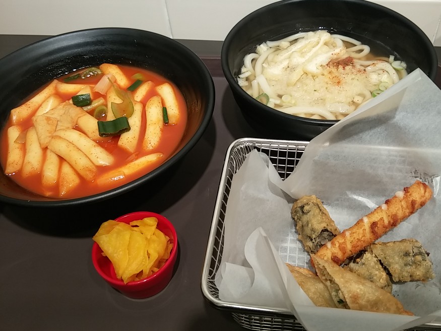 추억의국민학교떡볶이진해 이미지
