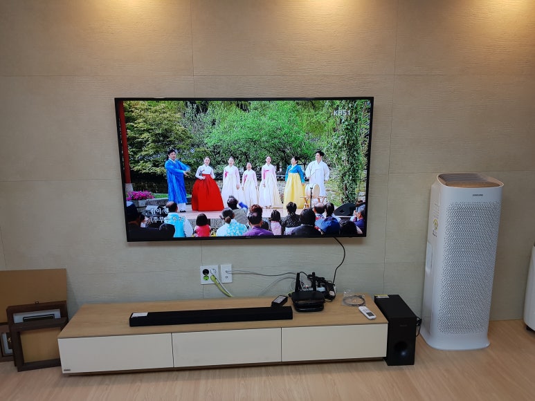 벽걸이티브이tv티비방문설치셋톱 이미지