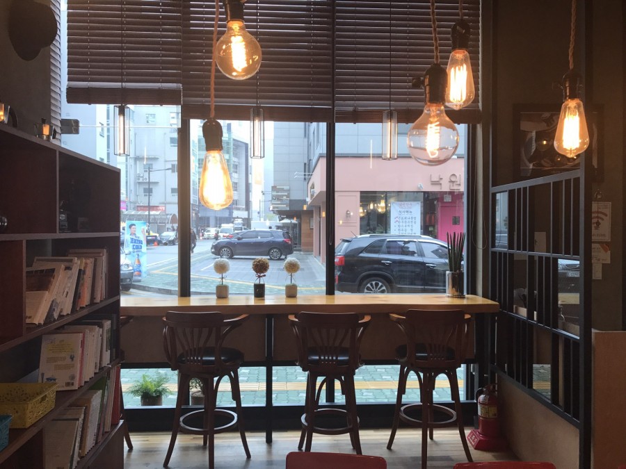 카페65도씨 이미지