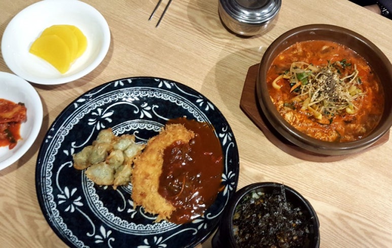 한그릇 돈가스 전문점 이미지
