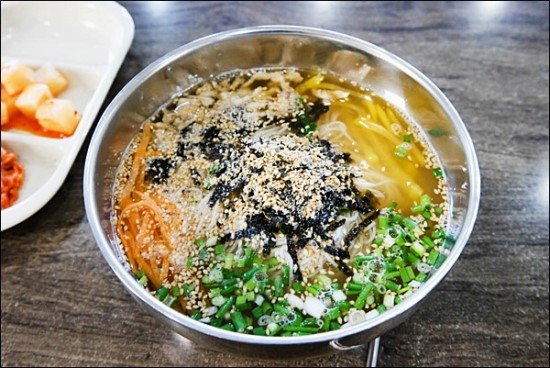 사계절잔치국수 이미지