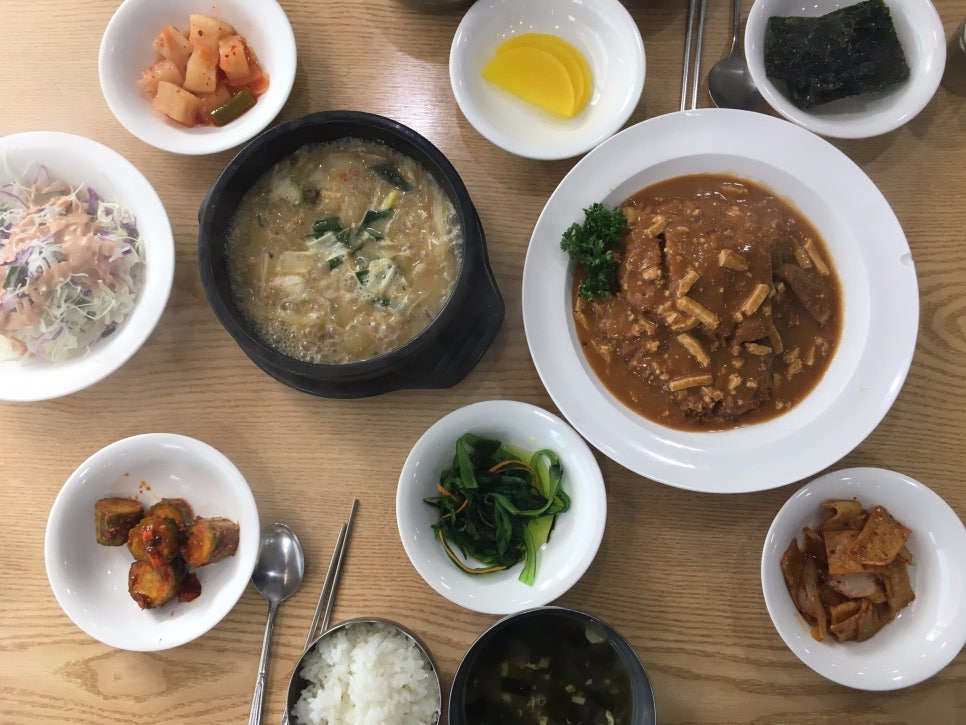 엄지돈까스 이미지