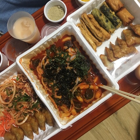 애드콤마 이미지