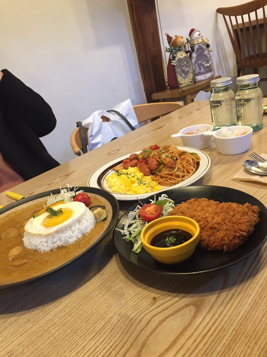 노란숟가락 이미지