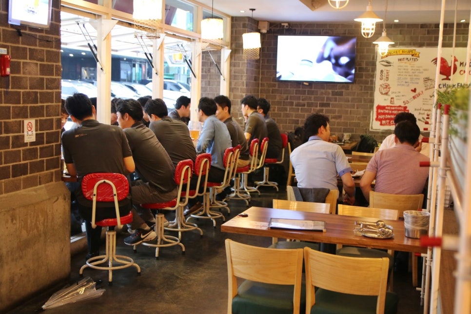 매드후라이치킨 이미지
