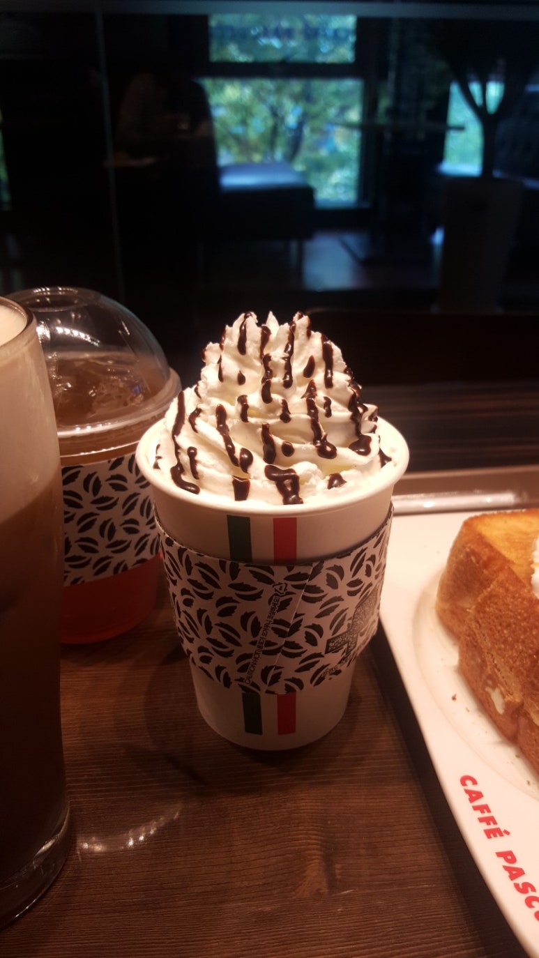 카페첫눈 이미지
