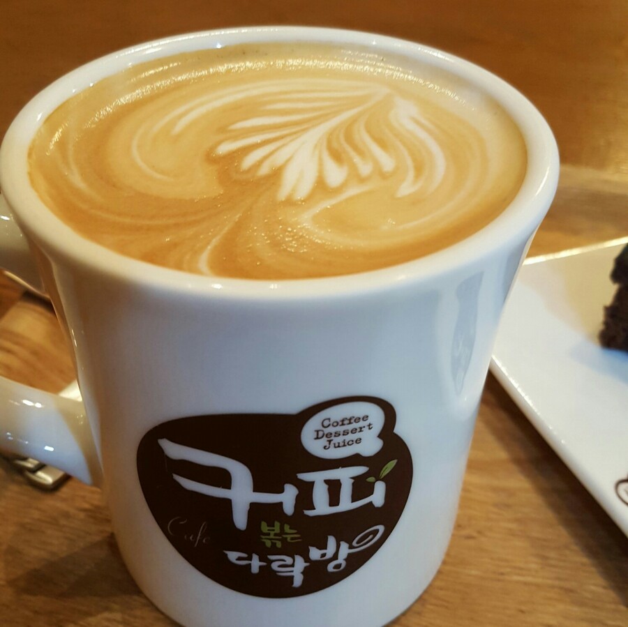 커피볶는다락방 이미지